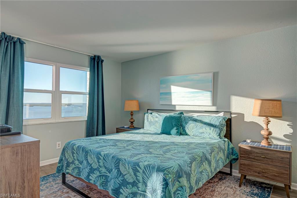 SANIBEL HARBOUR TOWER CONDO - Residential