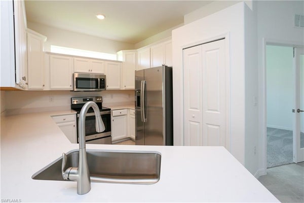 2599 VINE AVE, NAPLES, FL 34120 - Image 8bc23b1a0e2d8a0ad0cb1bf8e630d0b6/2019587432