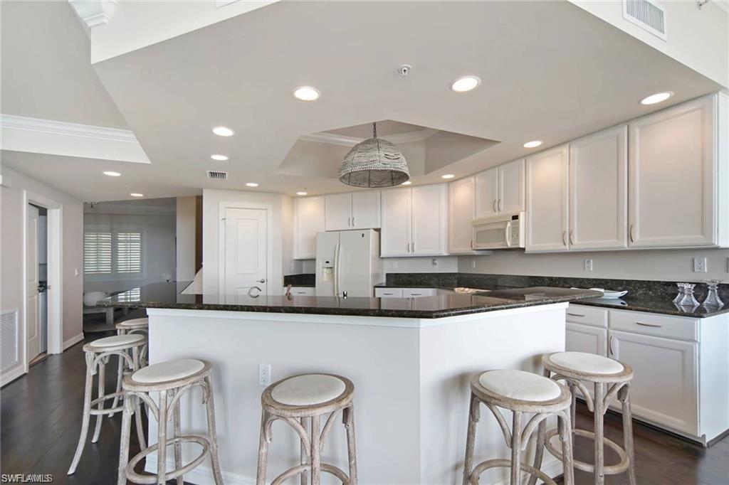 NORTH STAR YACHT CLUB - Residential