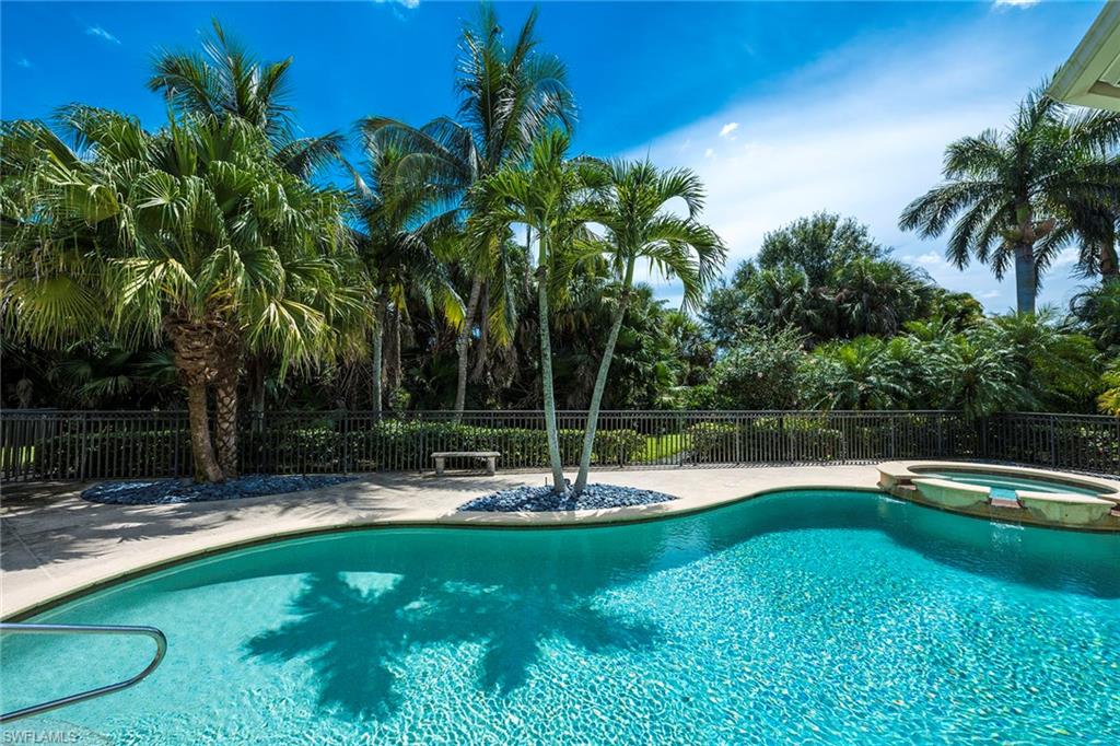 ESTATES AT BAY COLONY GOLF CLUB - Residential