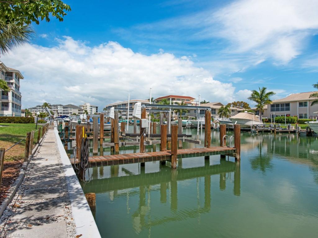 LIDO CLUB OF MARCO - Residential