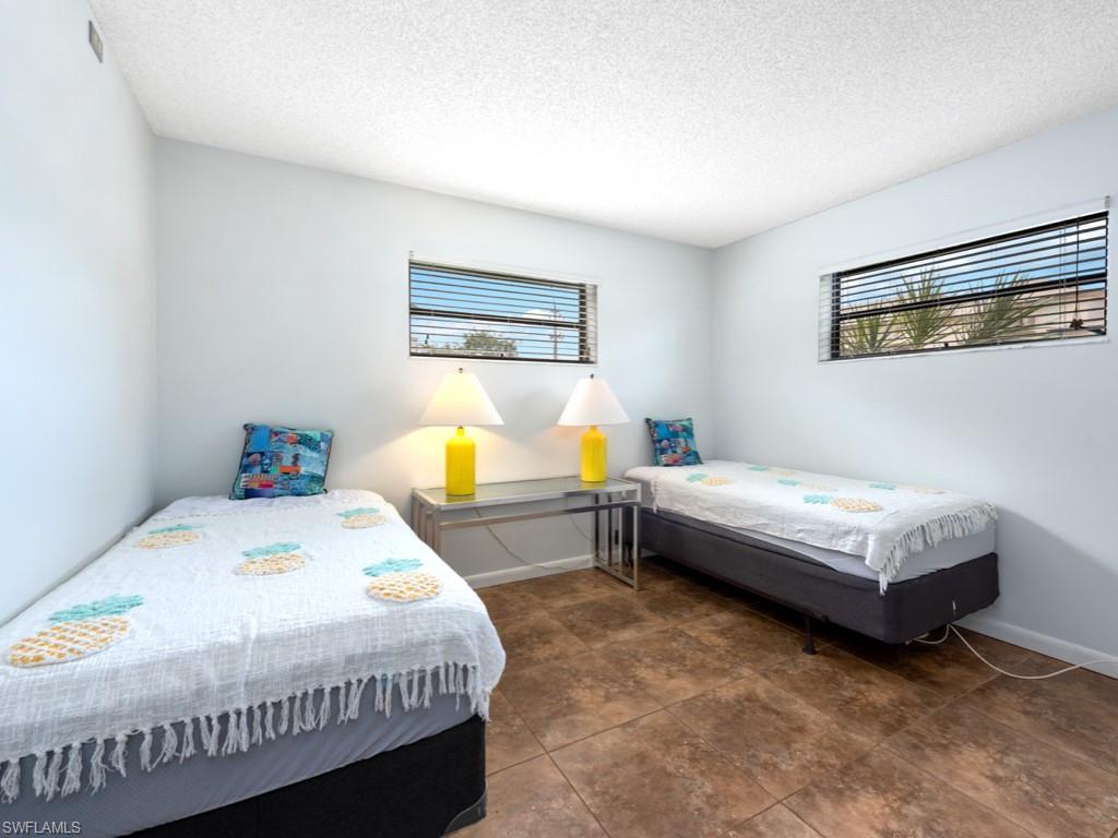 LIDO CLUB OF MARCO - Residential