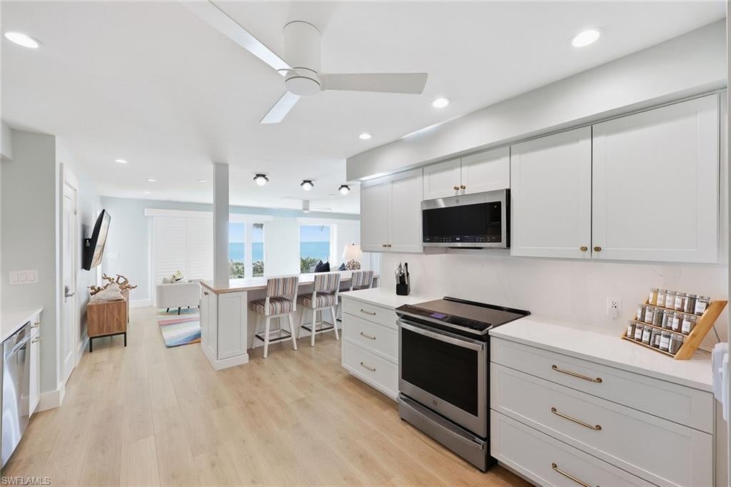 1065 Gulf Shore BLVD N 101