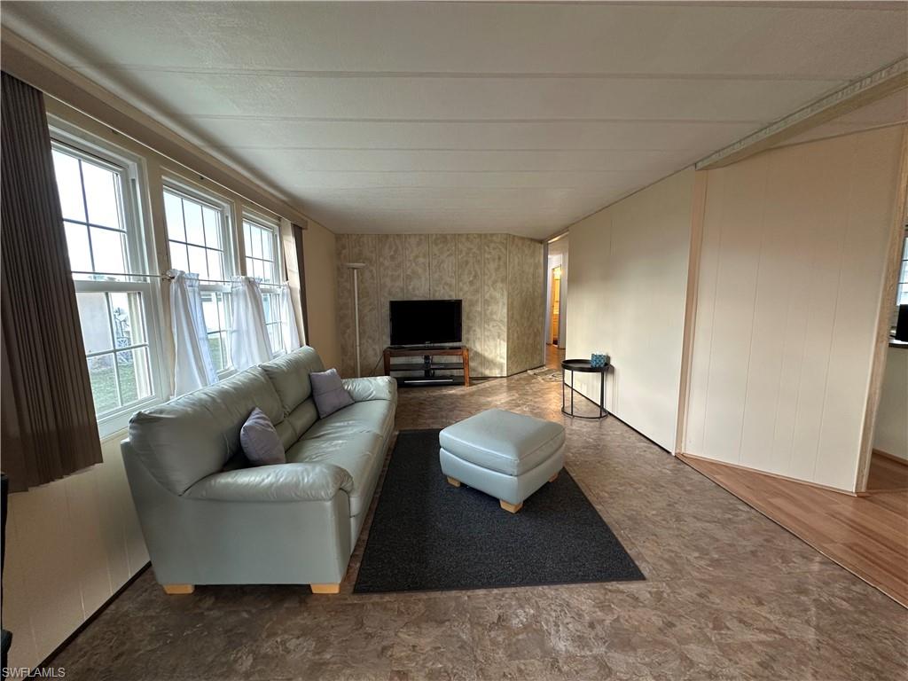 OAK PARK VILLAGE CO-OP INC - Residential