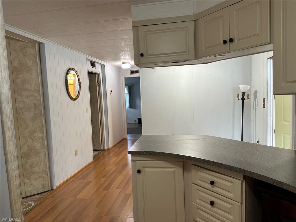 OAK PARK VILLAGE CO-OP INC - Residential