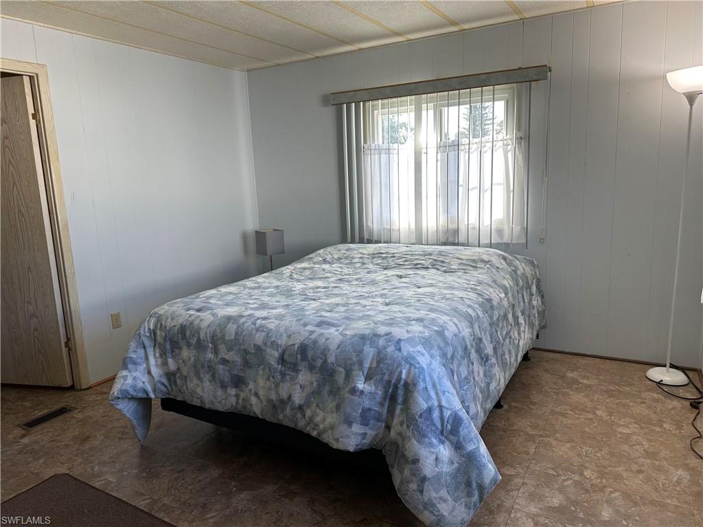 OAK PARK VILLAGE CO-OP INC - Residential