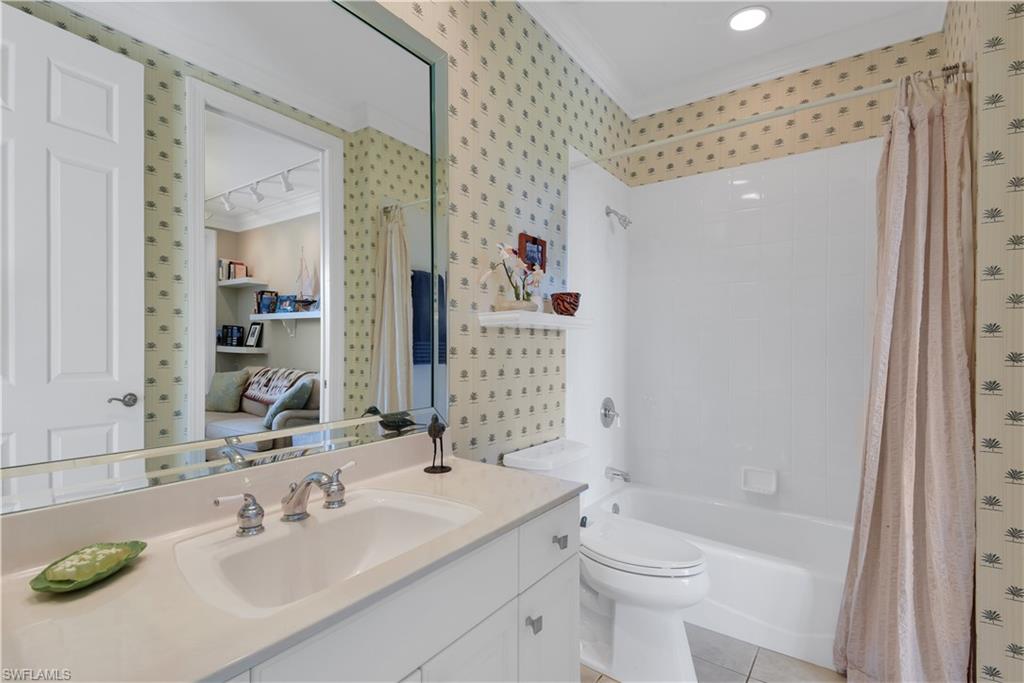 COTTAGES AT PELICAN LANDING - Residential