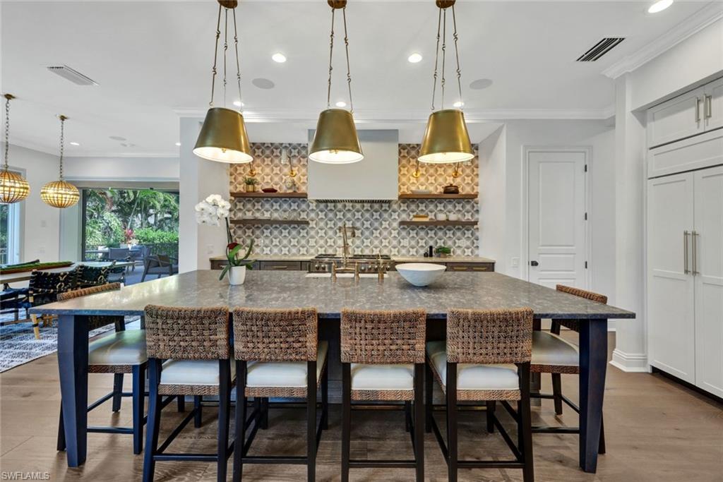 MOORINGS - Residential