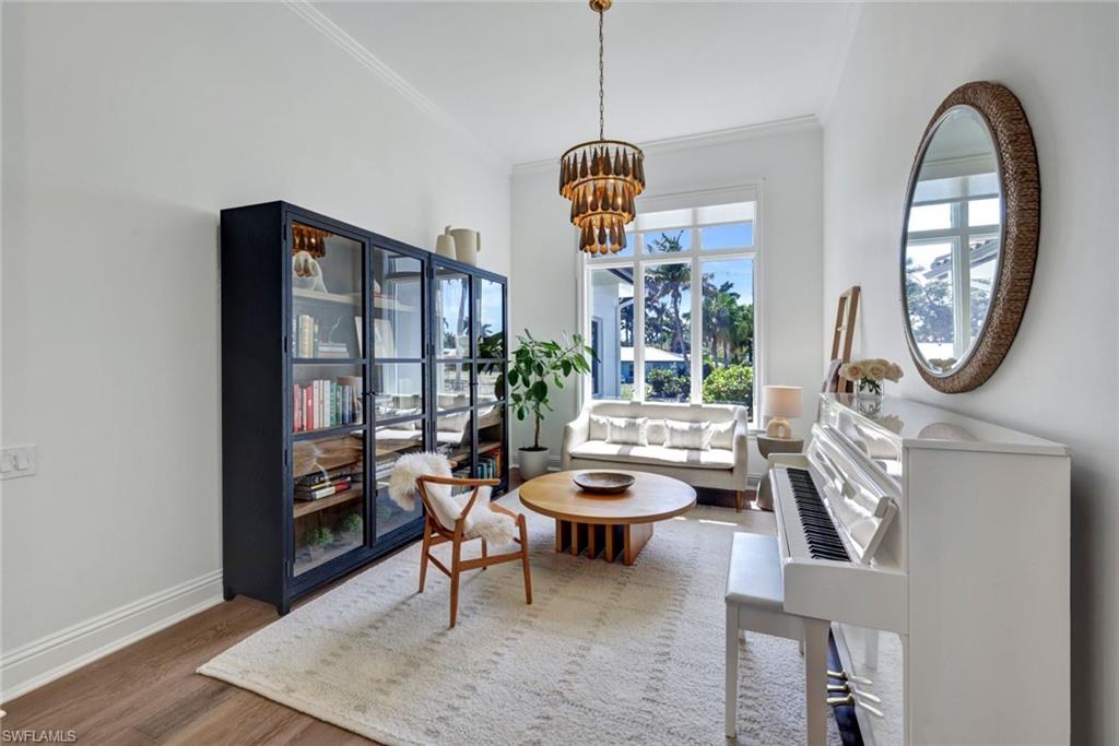 MOORINGS - Residential