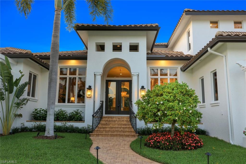 MOORINGS - Residential