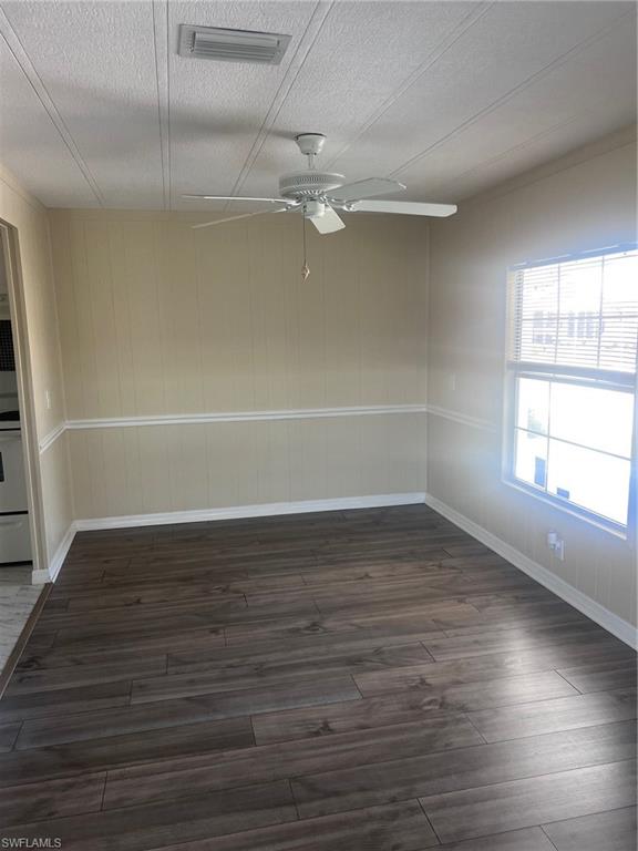 BUCCANEER MOBILE ESTATES - Residential Lease