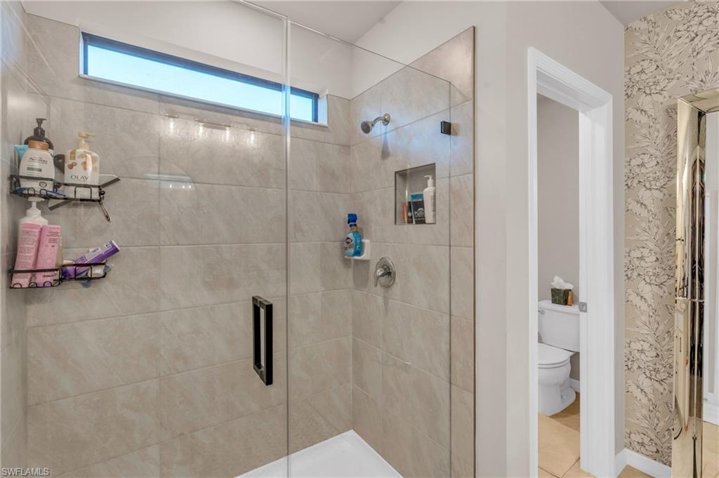 ENCLAVES AT EAGLE LANDING - Residential Lease