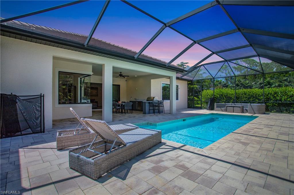 MANDALAY PLACE - Residential