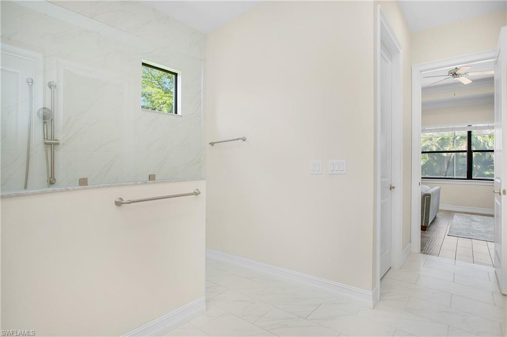 MANDALAY PLACE - Residential