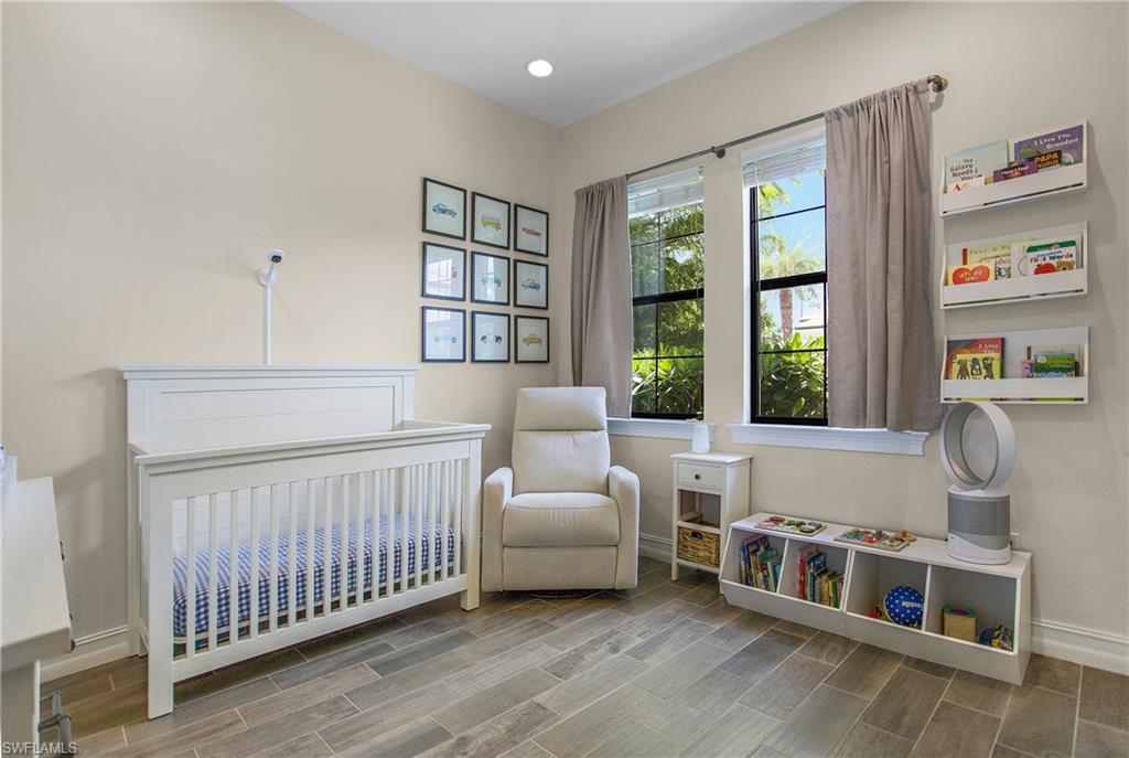 MANDALAY PLACE - Residential