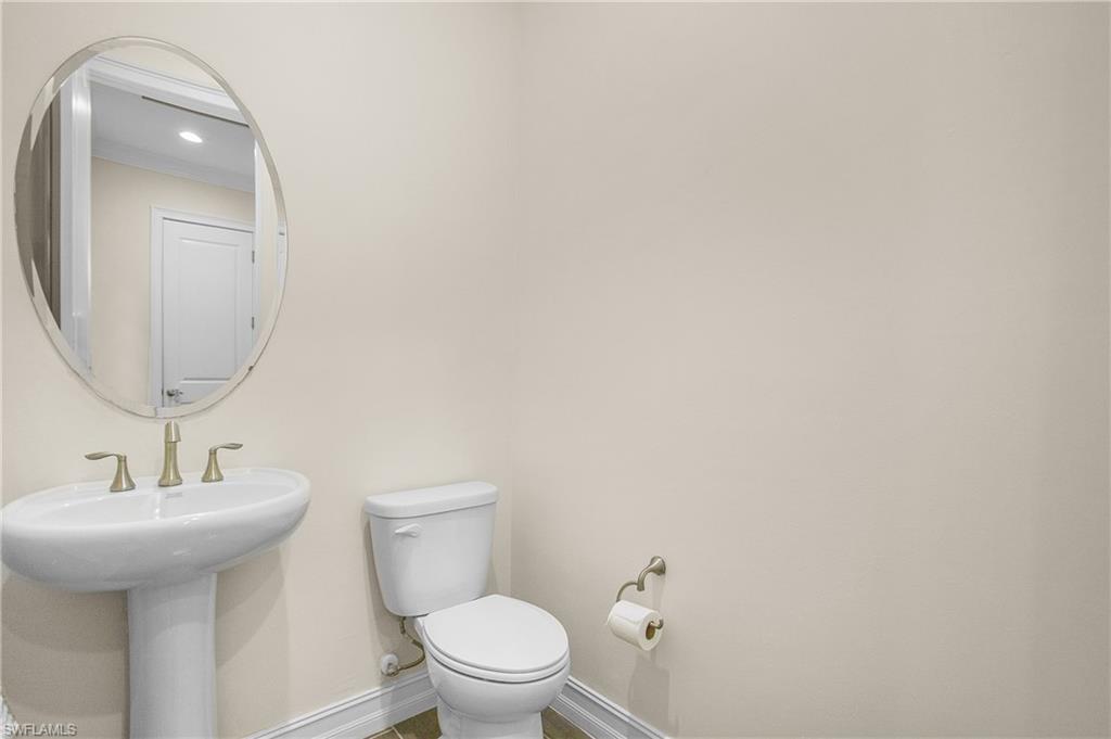 MANDALAY PLACE - Residential