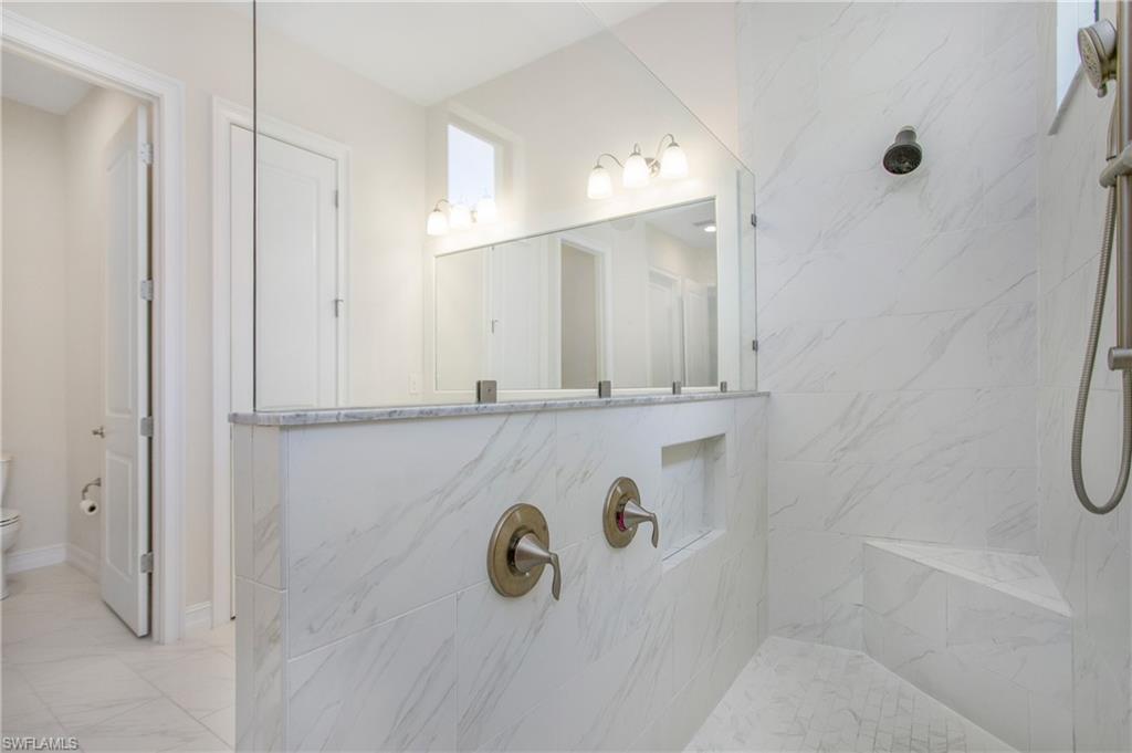 MANDALAY PLACE - Residential