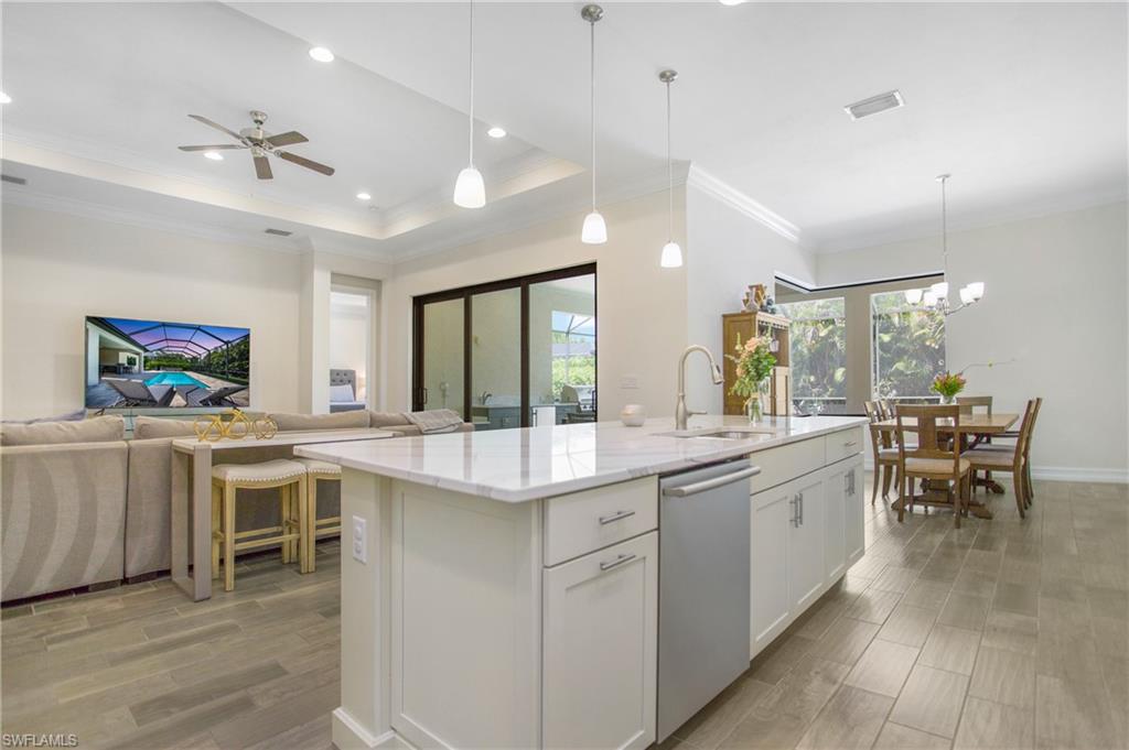 MANDALAY PLACE - Residential