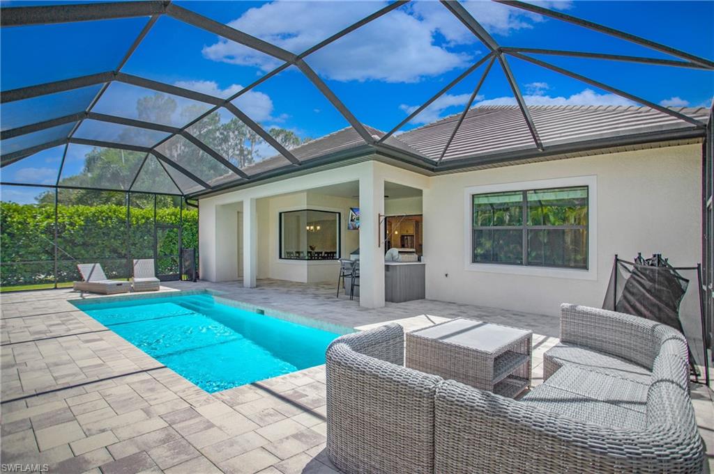 MANDALAY PLACE - Residential