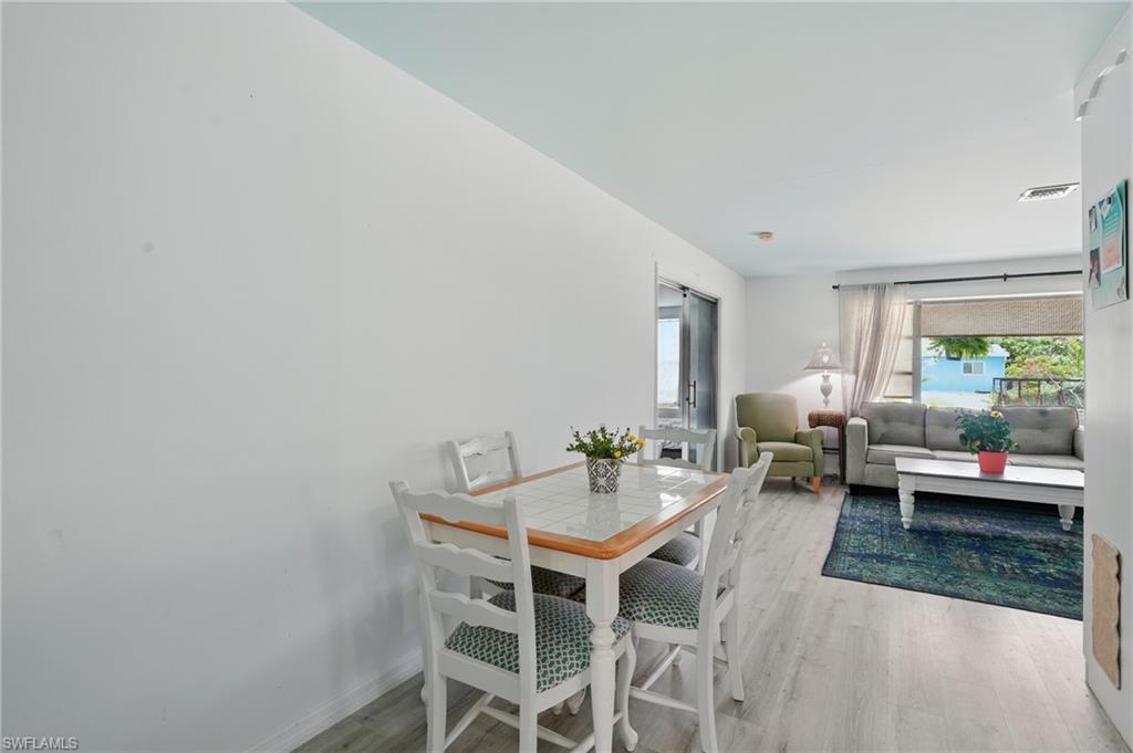 COCONUT GROVE - Residential