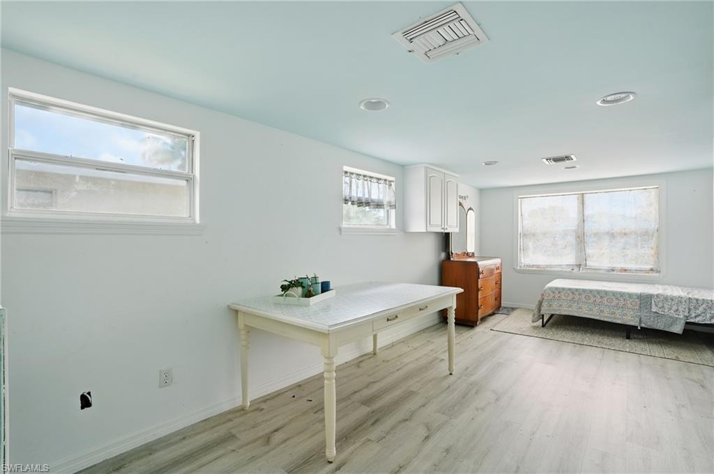 COCONUT GROVE - Residential