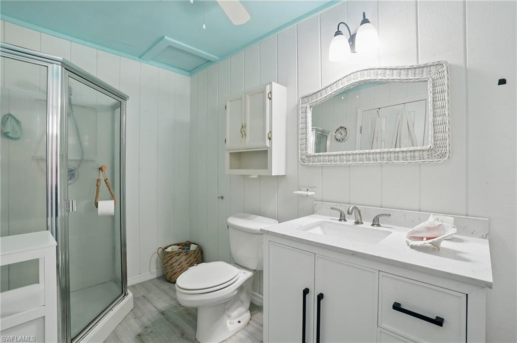 COCONUT GROVE - Residential