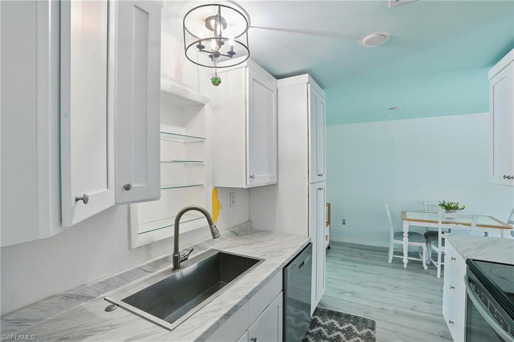 COCONUT GROVE - Residential