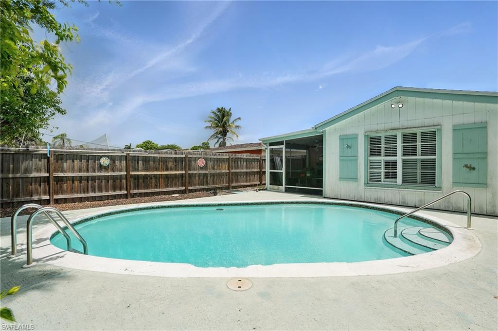 COCONUT GROVE - Residential