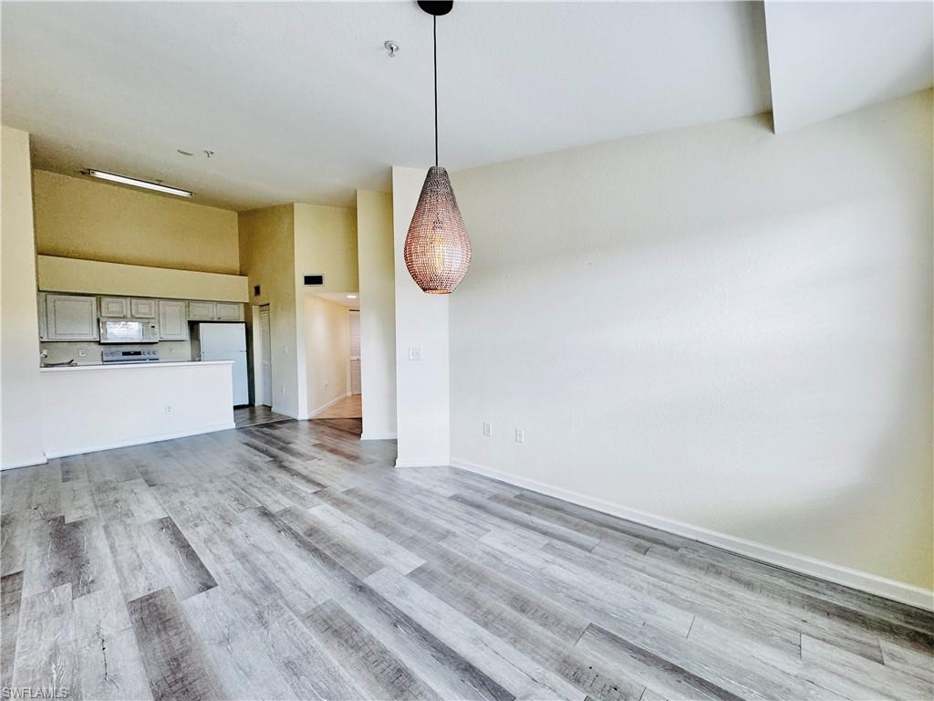 THE RESIDENCE - Residential Lease