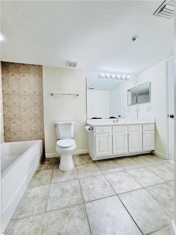 THE RESIDENCE - Residential Lease