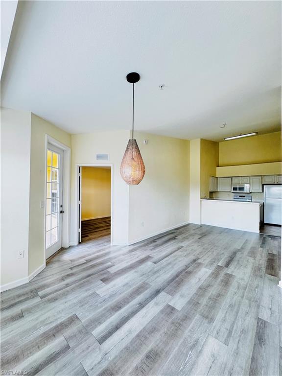 THE RESIDENCE - Residential Lease