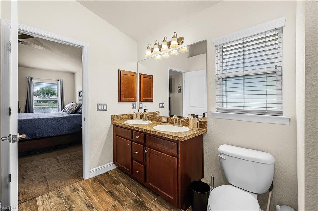 CREEKSIDE - Residential