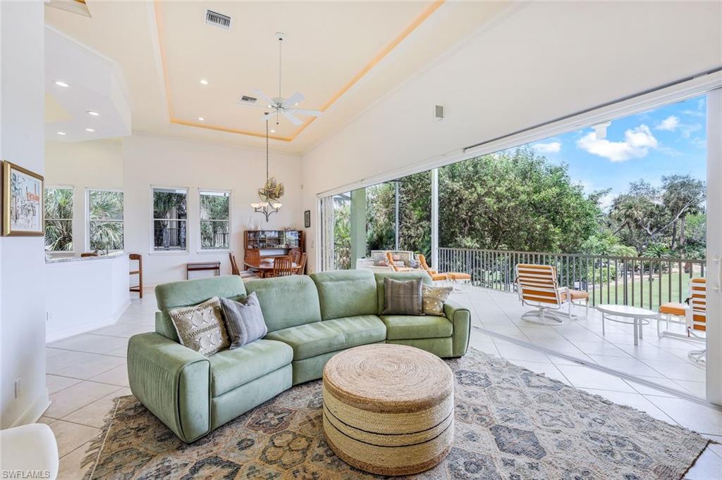 HIDEAWAY BEACH - Residential