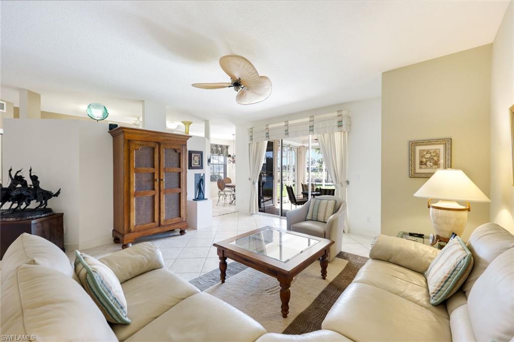 LAGUNA ROYALE - Residential