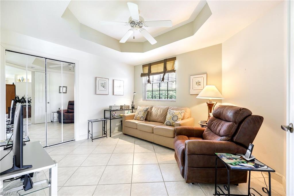 LAGUNA ROYALE - Residential