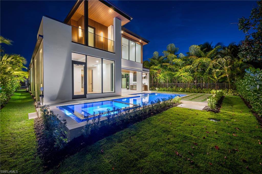 LAKE PARK - Residential