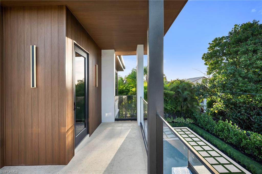 LAKE PARK - Residential