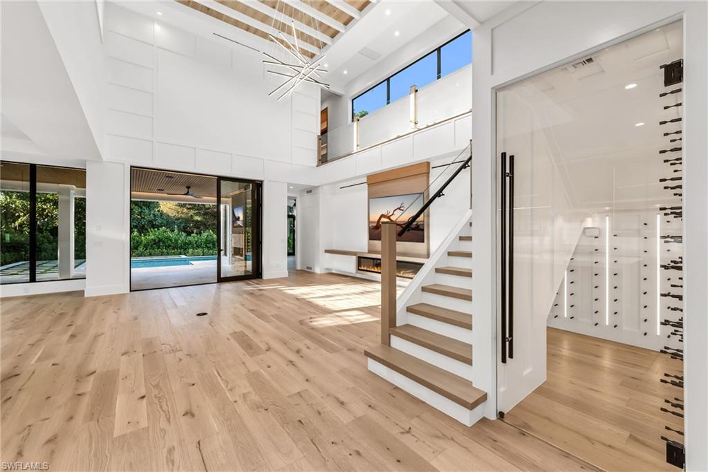 LAKE PARK - Residential