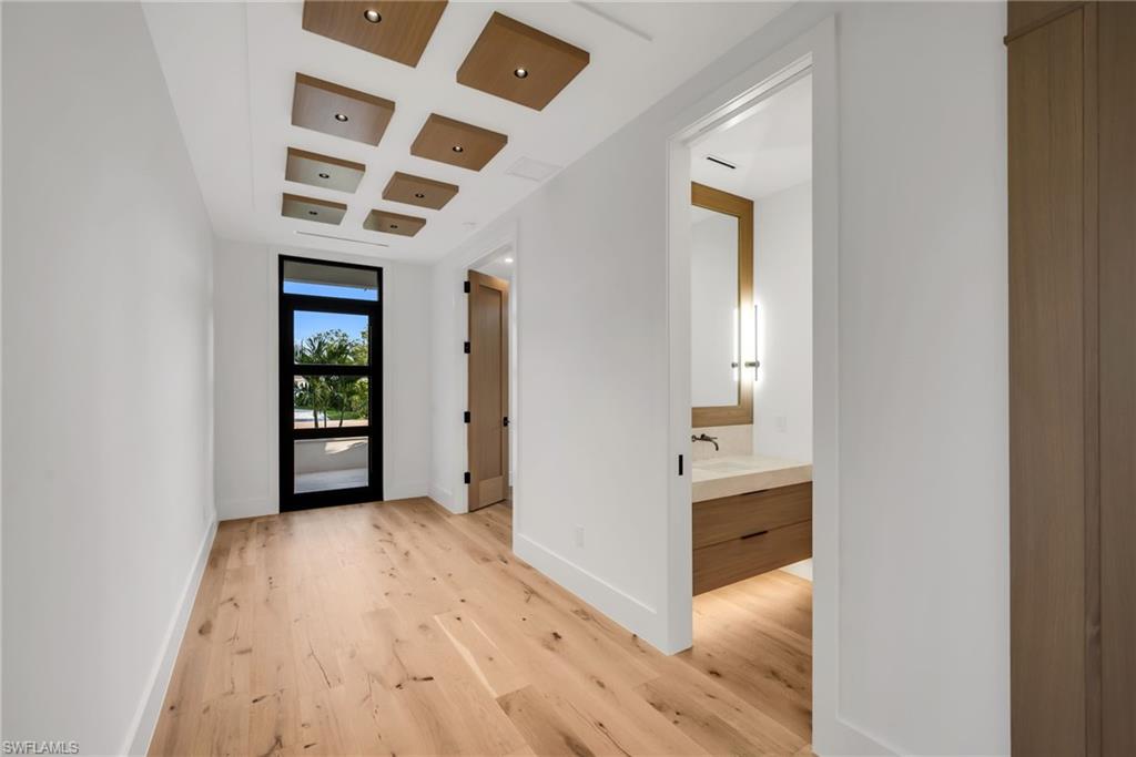 LAKE PARK - Residential