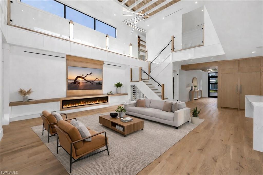 LAKE PARK - Residential