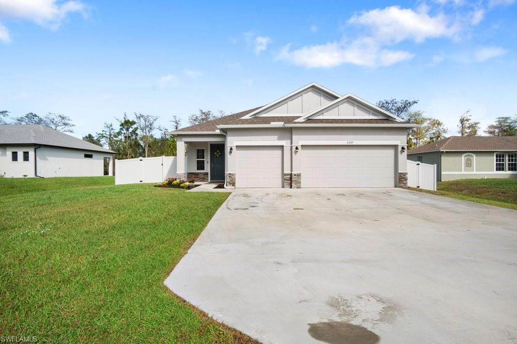 GOLDEN GATE ESTATES - Residential