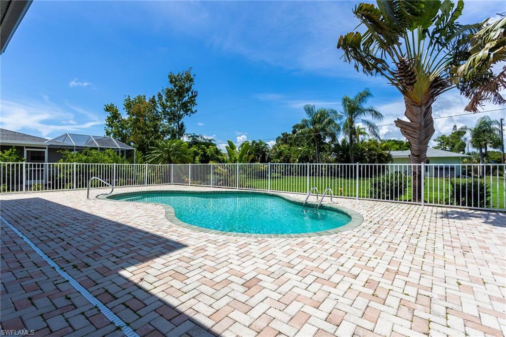 BONITA SPRINGS - Residential