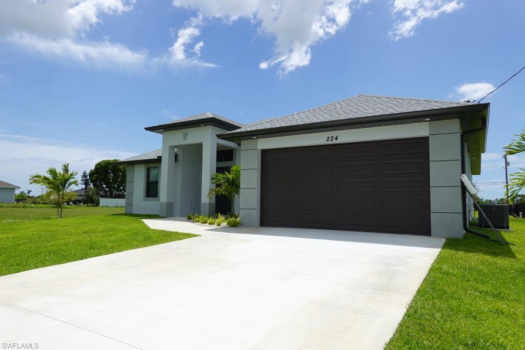 CAPE CORAL - Residential
