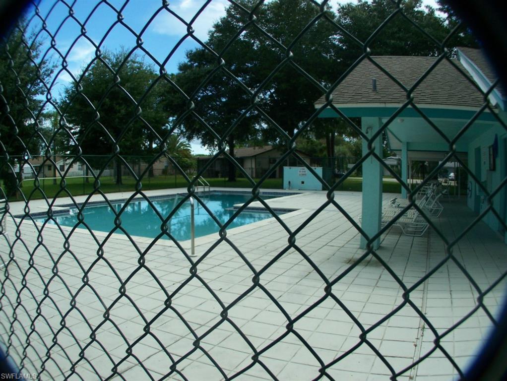 LAURELWOOD - Residential