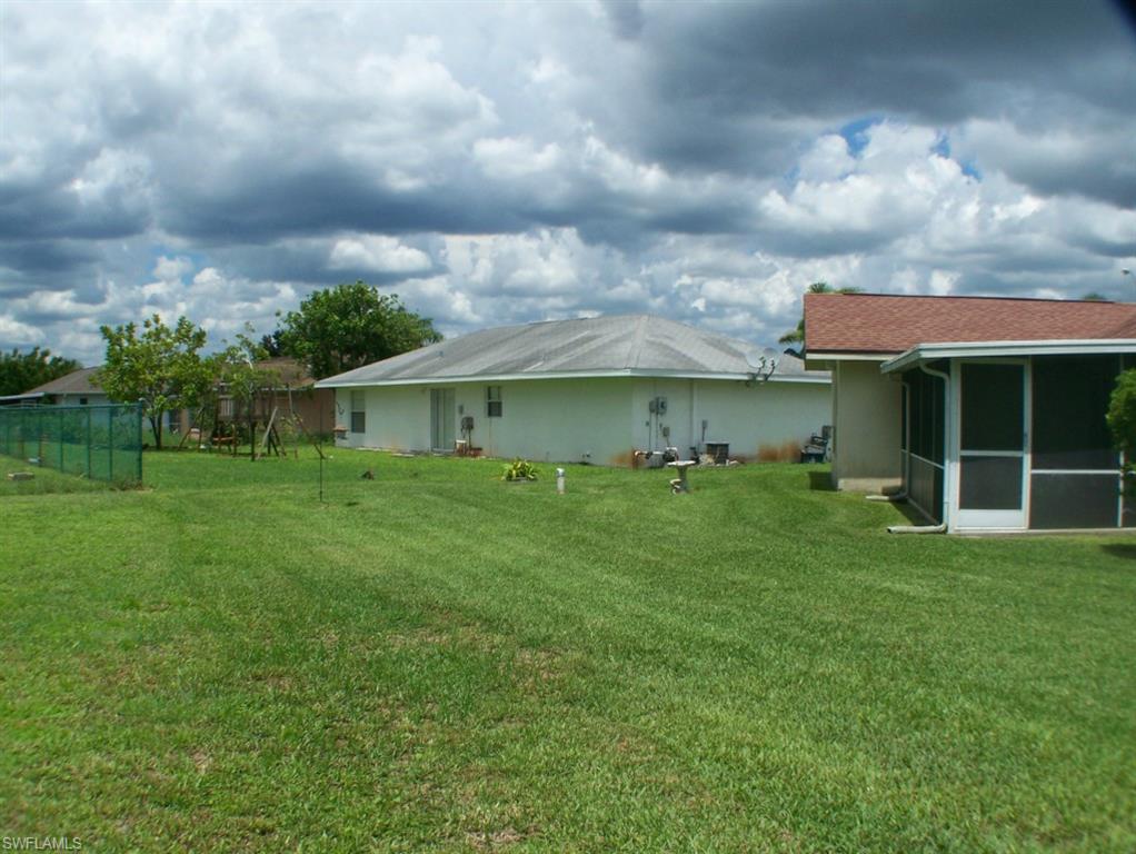 LAURELWOOD - Residential