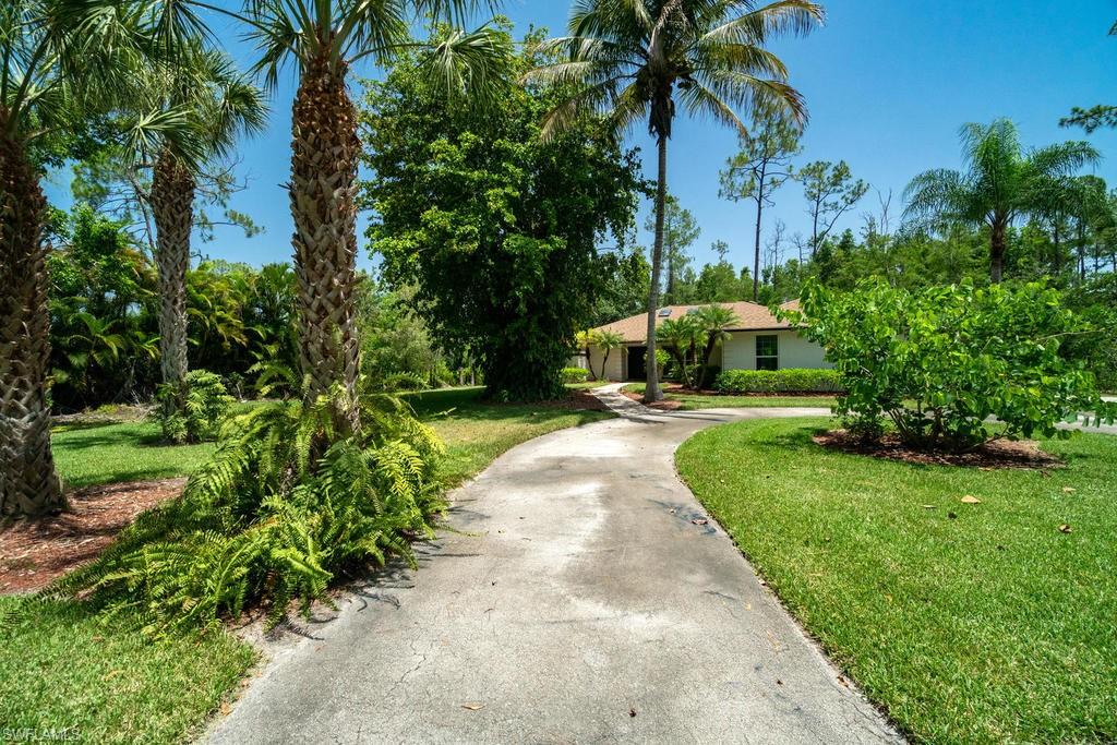 LIVINGSTON WOODS - Residential