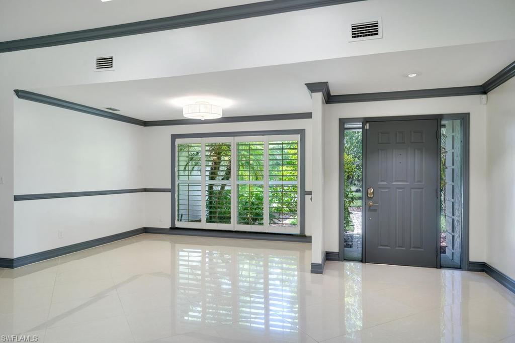 LIVINGSTON WOODS - Residential