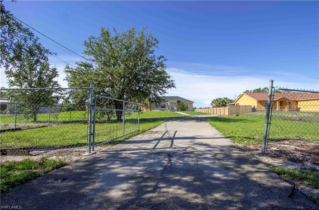 GOLDEN GATE ESTATES - Residential