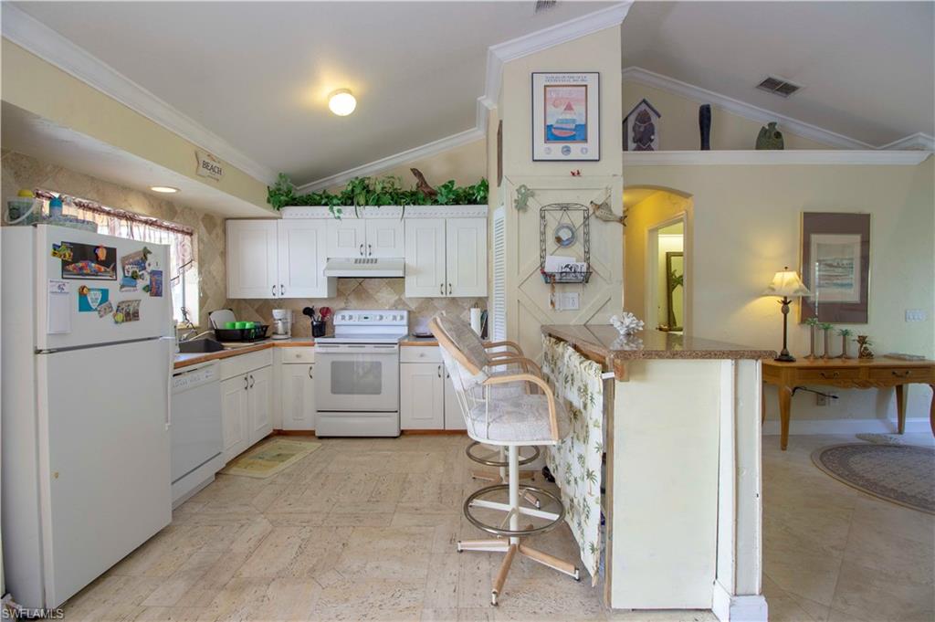 GOLDEN GATE ESTATES - Residential