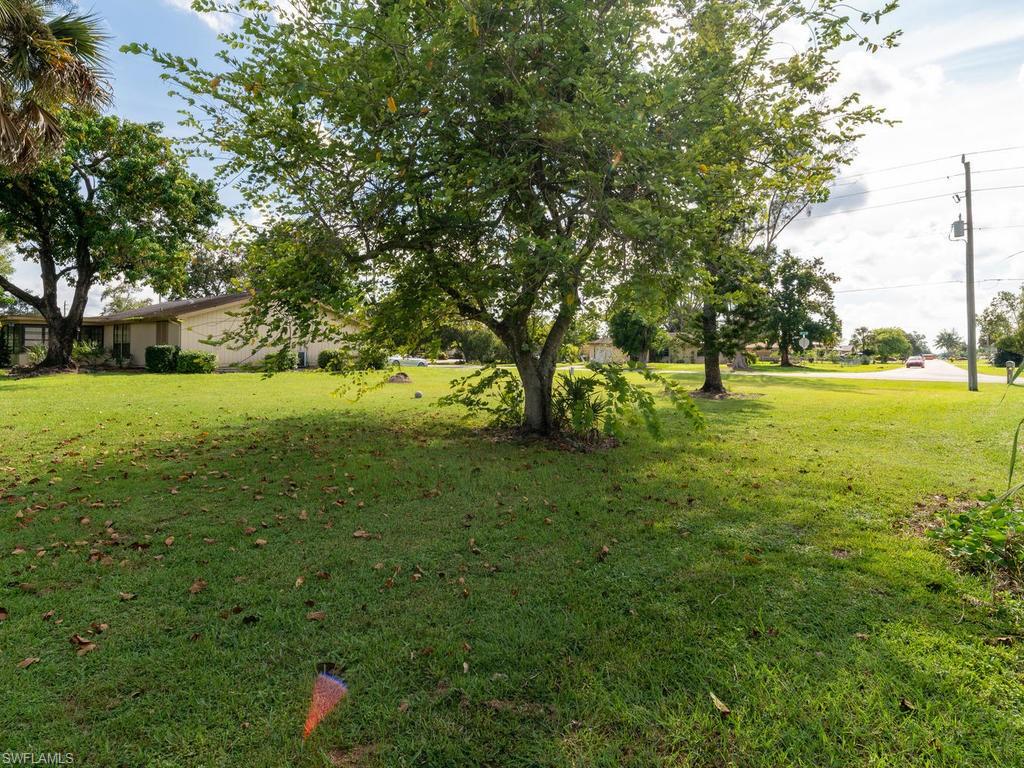 GOLDEN GATE CITY - Land